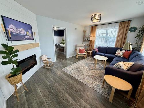 18 Crockett Court, Antigonish, NS - Indoor Photo Showing Living Room With Fireplace