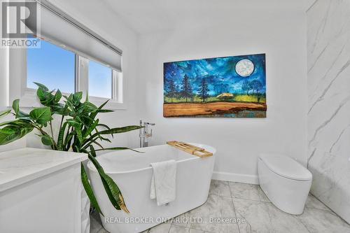 334 Blacksmith Way, Peterborough, ON - Indoor