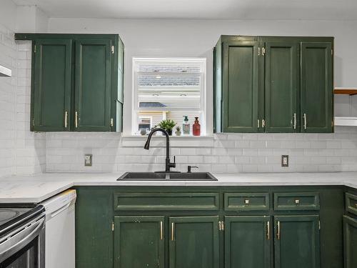 111 Beach Grove, Charlottetown, PE - Indoor Photo Showing Kitchen With Double Sink