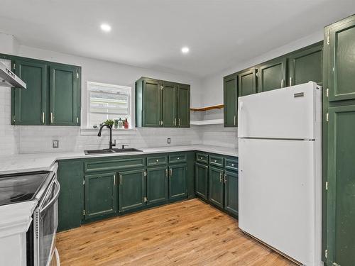 111 Beach Grove, Charlottetown, PE - Indoor Photo Showing Kitchen With Double Sink