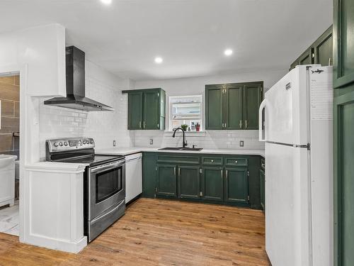 111 Beach Grove, Charlottetown, PE - Indoor Photo Showing Kitchen