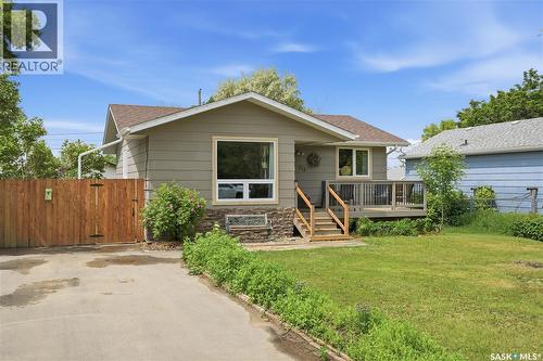 312 Ash Street, Outlook, SK - Outdoor With Deck Patio Veranda