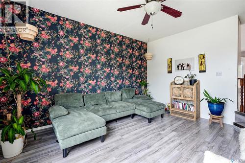312 Ash Street, Outlook, SK - Indoor