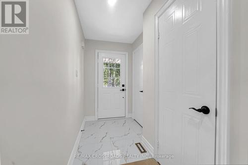 321 Sparrow Circle, Pickering, ON - Indoor Photo Showing Other Room