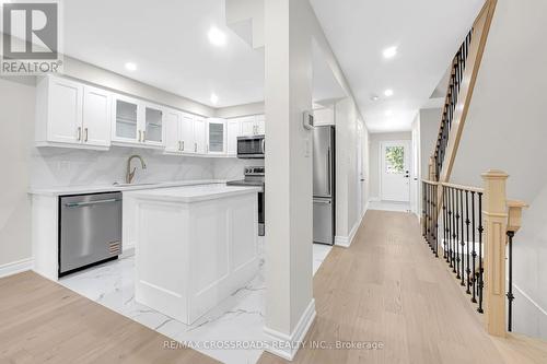 321 Sparrow Circle, Pickering, ON - Indoor Photo Showing Other Room