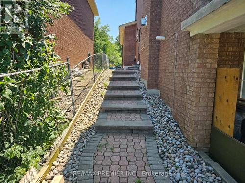 B - BASEMENT - 16 VINEYARD COURT , Vaughan, Ontario L4L 5M3 5