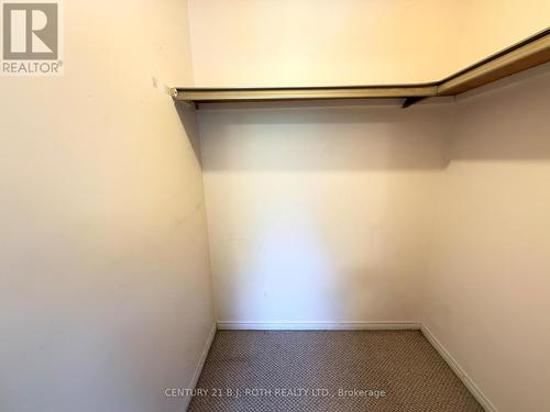 Primary walk in closet - Upper - 29 Irwin Drive, Barrie, ON 