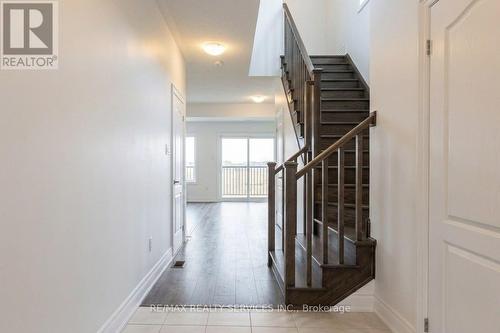 71 SUNSET WAY , Thorold, Ontario L2V 0C8 2