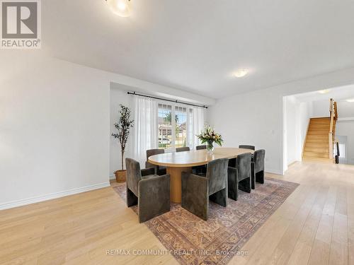 98 Golden Meadows Drive, Otonabee-South Monaghan, ON - Indoor Photo Showing Dining Room