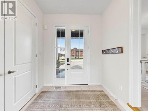 98 Golden Meadows Drive, Otonabee-South Monaghan, ON - Indoor Photo Showing Other Room