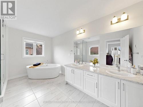 98 Golden Meadows Drive, Otonabee-South Monaghan, ON - Indoor Photo Showing Bathroom
