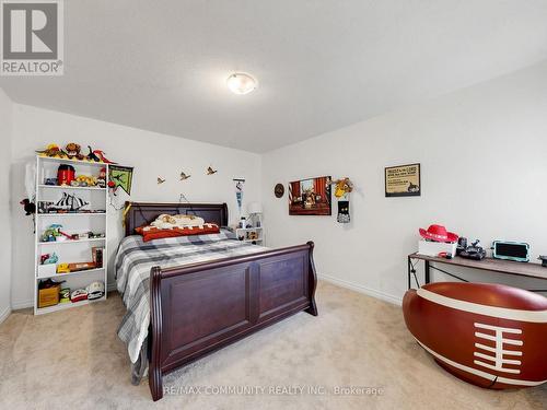 98 Golden Meadows Drive, Otonabee-South Monaghan, ON - Indoor Photo Showing Bedroom