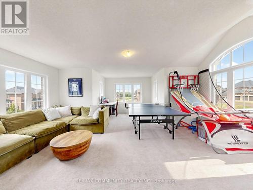 98 Golden Meadows Drive, Otonabee-South Monaghan, ON - Indoor Photo Showing Other Room