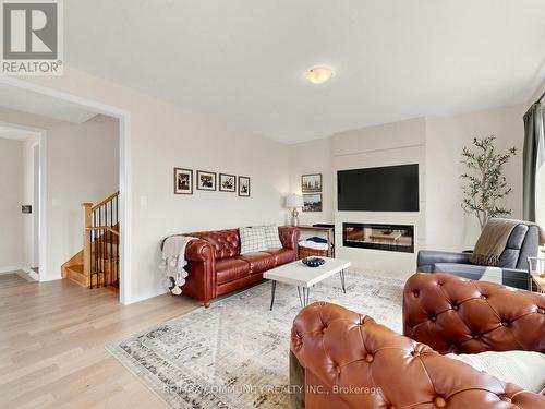 98 Golden Meadows Drive, Otonabee-South Monaghan, ON - Indoor Photo Showing Living Room With Fireplace