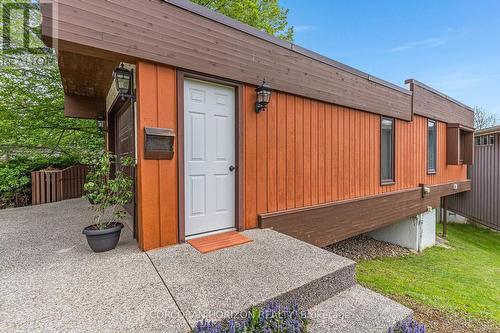 565 Fountain Street S, Cambridge, ON - Outdoor With Exterior