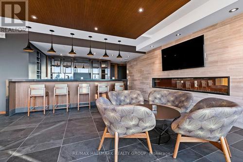 Sky lounge (12th Floor) - 1504 - 101 Queen Street, Ottawa, ON - Indoor
