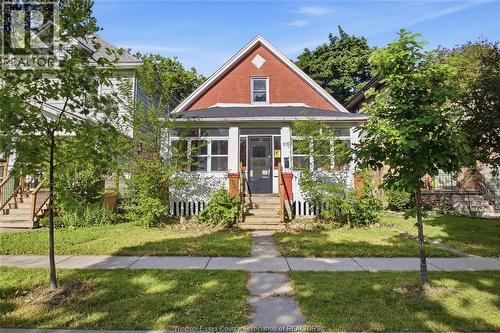 977 Gladstone, Windsor, ON - Outdoor