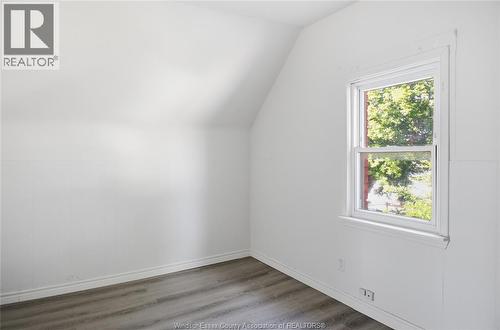 977 Gladstone, Windsor, ON - Indoor Photo Showing Other Room