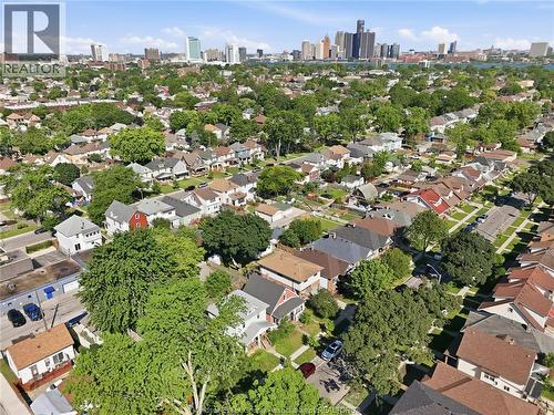 977 Gladstone, Windsor, ON - Outdoor With View