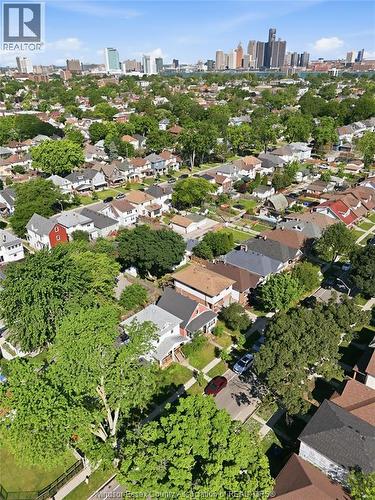977 Gladstone, Windsor, ON - Outdoor With View
