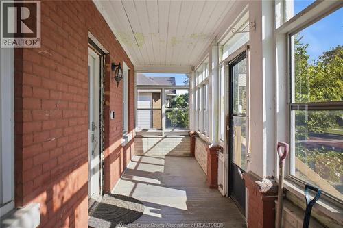 977 Gladstone, Windsor, ON -  With Exterior