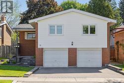 73 FULBERT CRESCENT  Toronto, ON M1S 1C5