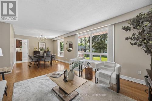 73 Fulbert Crescent, Toronto, ON - Indoor Photo Showing Living Room