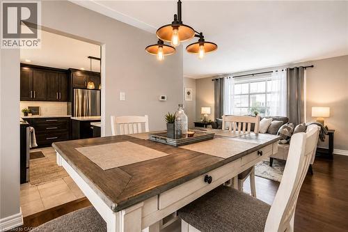 33 Fairlawn Road, Kitchener, ON - Indoor Photo Showing Dining Room