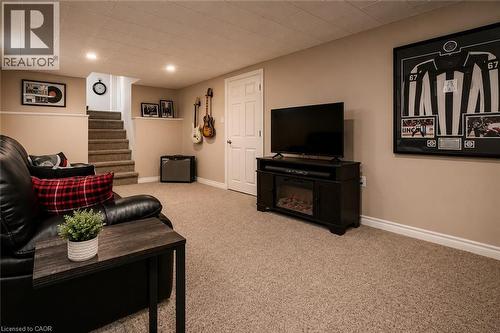33 Fairlawn Road, Kitchener, ON - Indoor