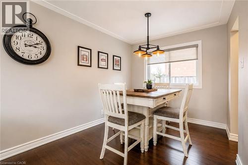 33 Fairlawn Road, Kitchener, ON - Indoor Photo Showing Dining Room