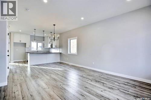 2956 Green Turtle Road, Regina, SK - Indoor Photo Showing Kitchen