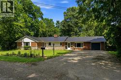 5 HATFIELD Place Hamilton, ON L9H 4J7