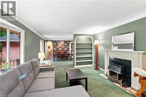 5 Hatfield Place, Hamilton, ON - Indoor Photo Showing Living Room With Fireplace