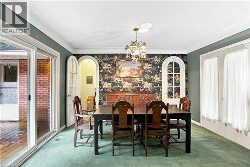 5 Hatfield Place, Hamilton, ON - Indoor Photo Showing Dining Room
