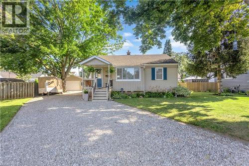 71 ALEXANDER Drive  Brantford, ON N3T 5C6