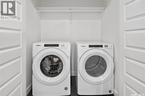 2960 Green Turtle Road, Regina, SK - Indoor Photo Showing Laundry Room