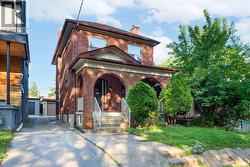 219 ATLAS AVENUE  Toronto, ON M6C 3P6