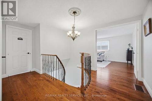 8 Paramount Place, Brampton, ON - Indoor Photo Showing Other Room