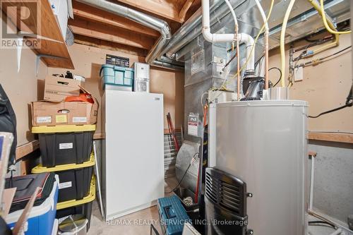 8 Paramount Place, Brampton, ON - Indoor Photo Showing Basement
