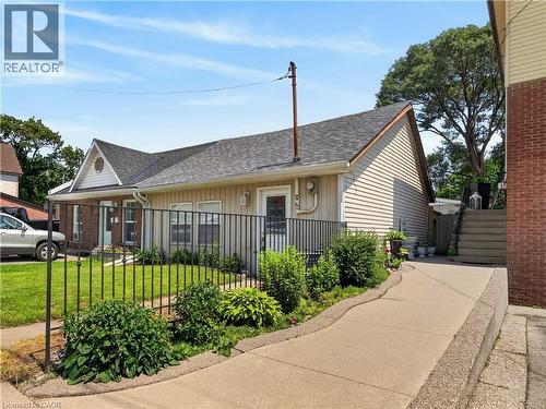 332 East Avenue N, Hamilton, ON - Outdoor