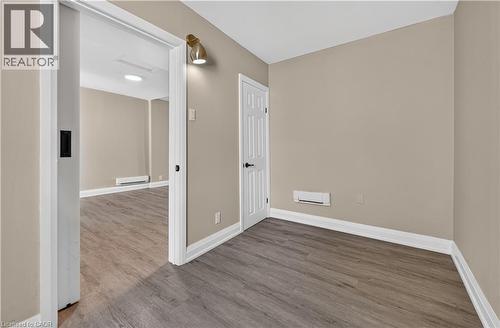 332 East Avenue N, Hamilton, ON - Indoor Photo Showing Other Room