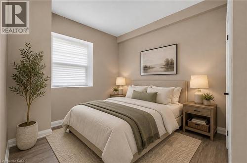 332 East Avenue N, Hamilton, ON - Indoor Photo Showing Bedroom