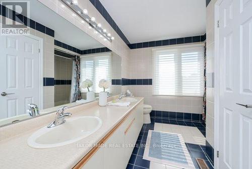 3 Stonegate Drive, Brampton, ON - Indoor Photo Showing Bathroom