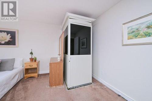 3 Stonegate Drive, Brampton, ON - Indoor