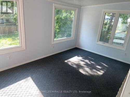 MAIN FLOOR - 25 THORNRIDGE CRESCENT , Kitchener, Ontario N2M 4V9 2