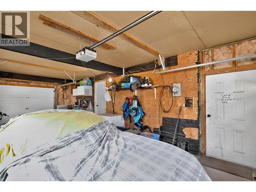 6415 Glendora Way, Coldstream, BC - Indoor Photo Showing Garage