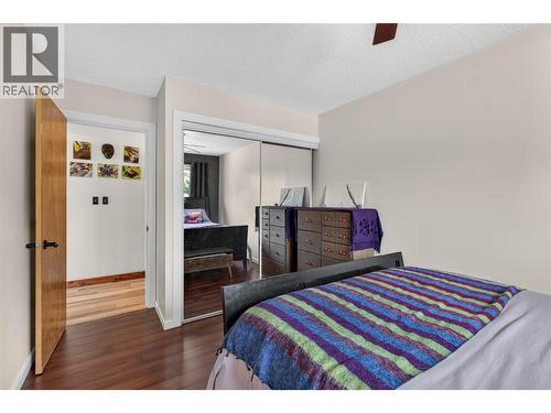 6415 Glendora Way, Coldstream, BC - Indoor Photo Showing Bedroom