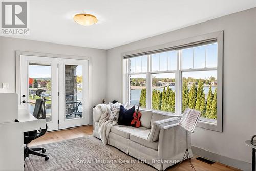 32 Edgewater Drive, Brighton, ON - Indoor Photo Showing Other Room