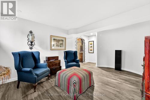 32 Edgewater Drive, Brighton, ON - Indoor Photo Showing Living Room