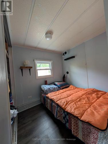 30 - 79681 Bluewater Highway, Central Huron (Goderich), ON - Indoor Photo Showing Bedroom